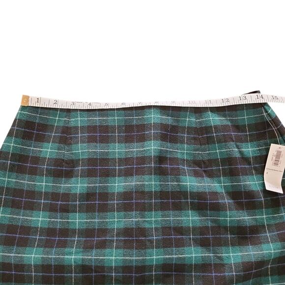 NWT Old Navy Womens Green Tartan Plaid Soft Comfy Size 2 Skirt Academia Holiday - Picture 8 of 8